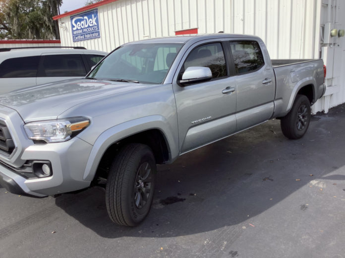 Privacy and Heat Rejecting Window Tint for 2022 Toyota Tacoma